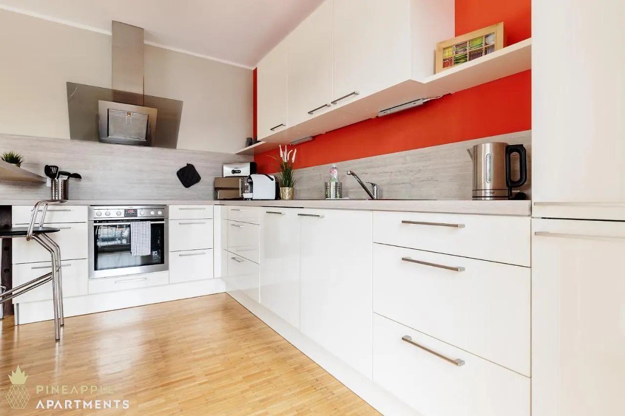 NEW! Pineapple Apartments Dresden Zwinger III